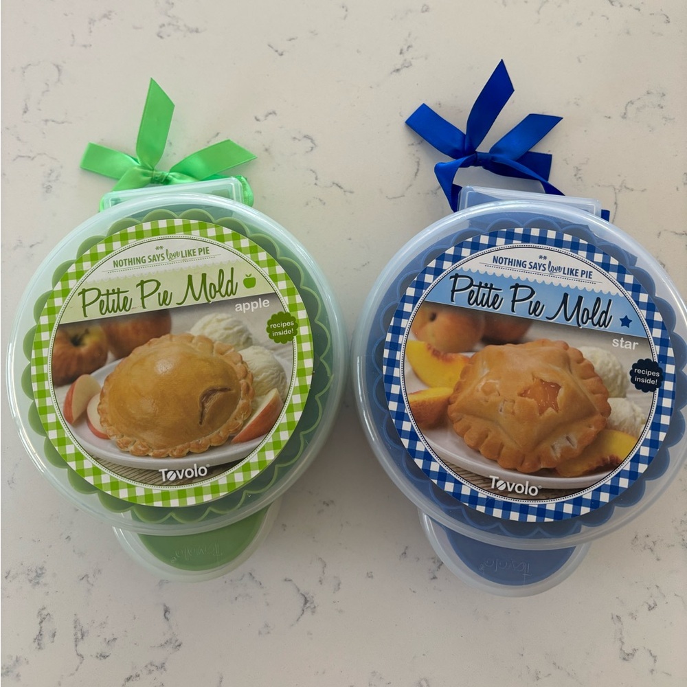 Set of two mini pie molds, one star, one apple.